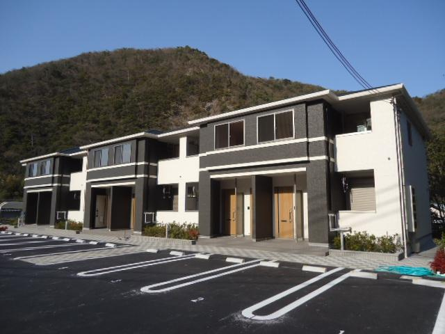 神戸市北区有野町有野のアパートの外観|外観写真（昼）