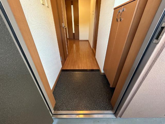 アヴェニュー下林の玄関|玄関