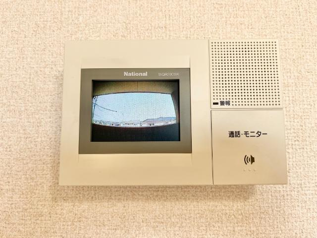 ブルーフェアリーの内装|カメラ付インターホン
