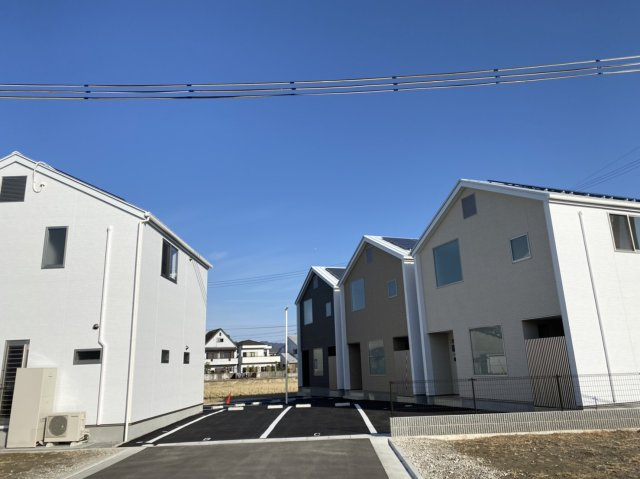 グラシアスの外観