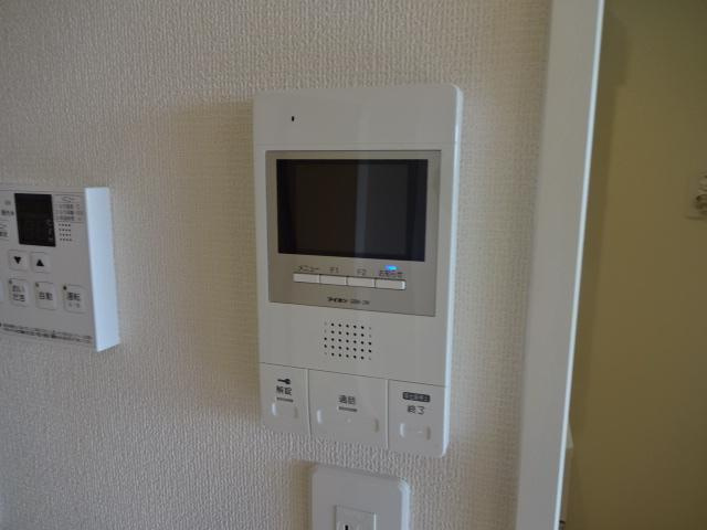 Shine Sakaeの内装|カメラ付インターホン
