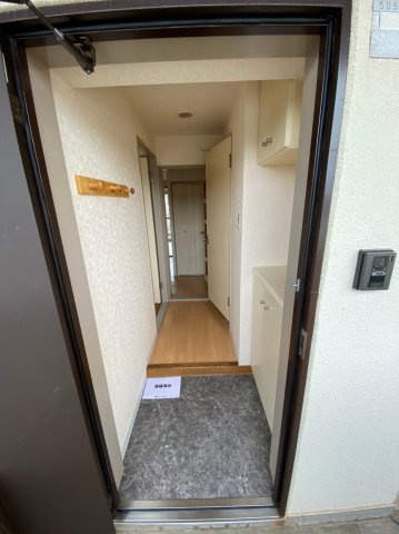 TYコート栄町通の玄関