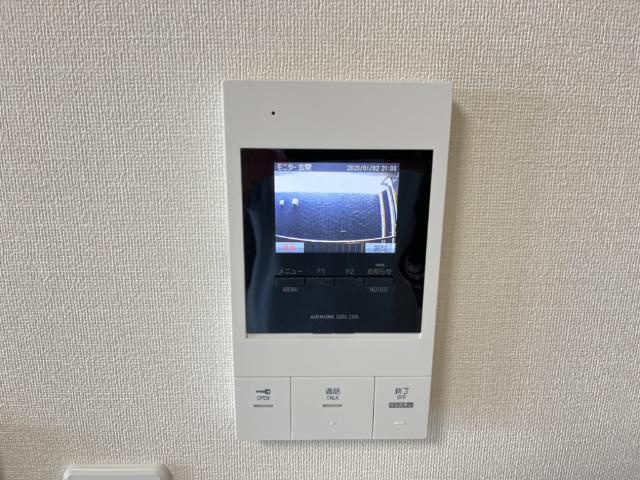 アーバンパレスの内装|カメラ付インターホン