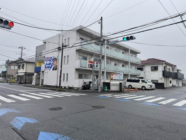 ア・レーズMの周辺