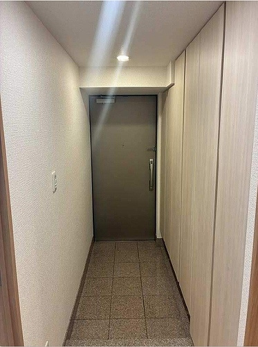 クレアポルテ西日暮里の玄関