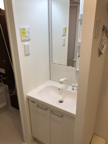 クレヴィスタ押上の独立洗面台