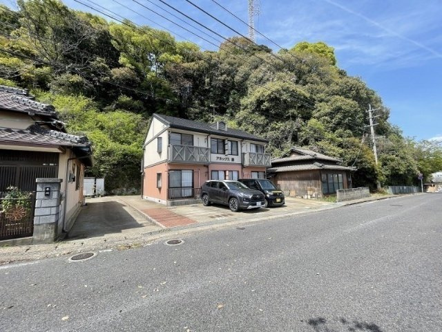 佐世保市小島町のアパートの外観