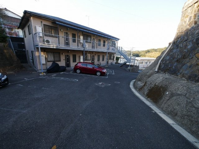 トライコーポのエントランス