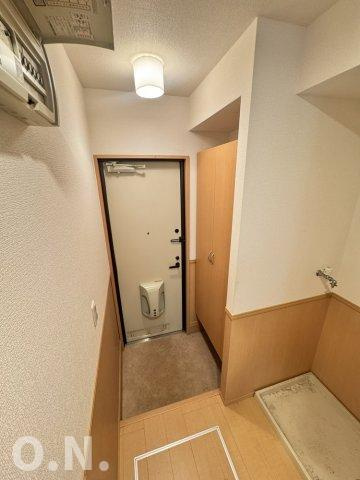 クリエ西山本の玄関