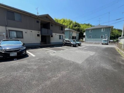 【駐車場】 | ブルーパージュ