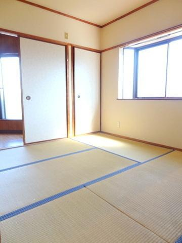 ファーストマンションの和室|★かわいい出窓★