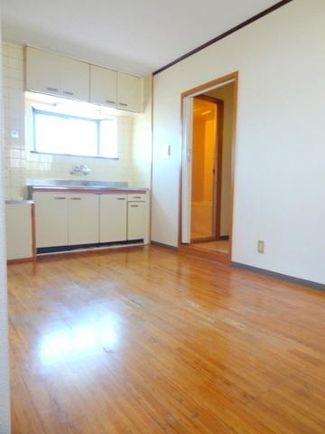 ファーストマンションの居間・リビング|★広めのリビング★