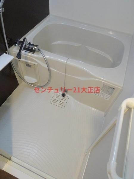 HRフロントリーガル難波WESTの浴室