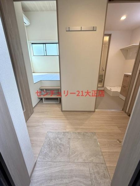LOFTRIA大正の玄関