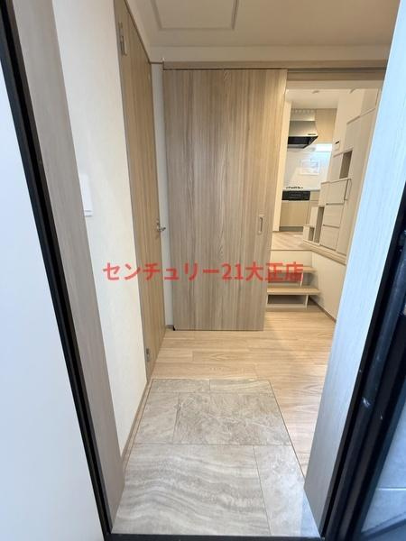LOFTRIA大正の玄関