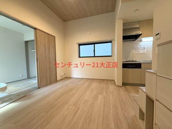 LOFTRIA大正の居間・リビング