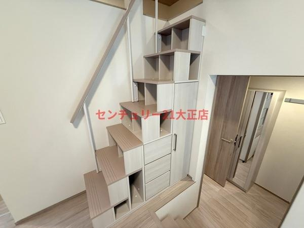 LOFTRIA大正の玄関