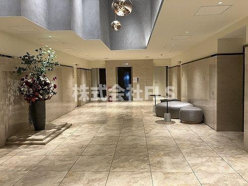 目黒区三田１丁目の賃貸マンションのロビー