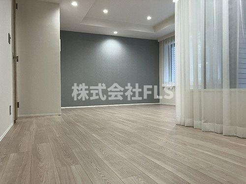 目黒区三田１丁目の賃貸マンションの居間・リビング