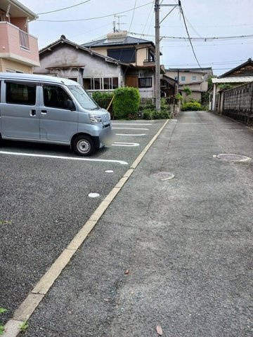 ボヌール　ジョイの駐車場