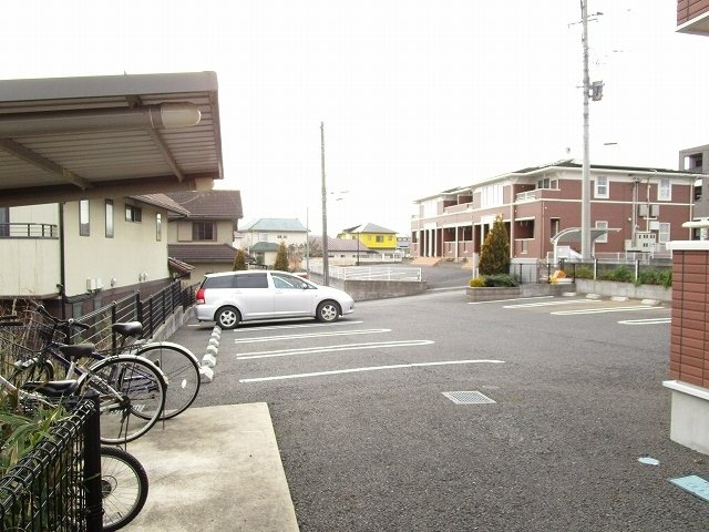 ハウオリの駐車場|駐車場に車を止められます