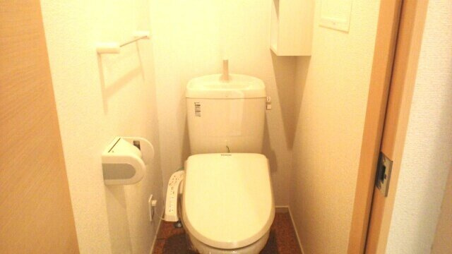 ハウオリのトイレ|コンパクトで使いやすいトイレです