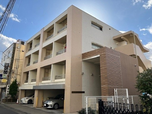 グランドパレス髙樹Ⅶの外観|外観は落ち着いています