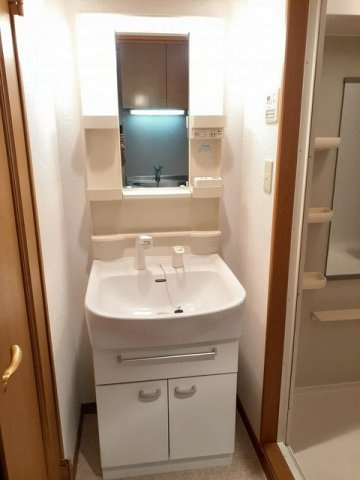 メゾンソレイユの洗面所