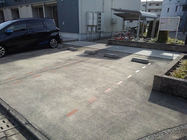 煌（きらめき）の駐車場