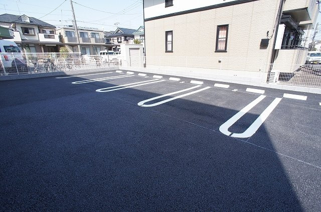 ヒプソフィアの駐車場