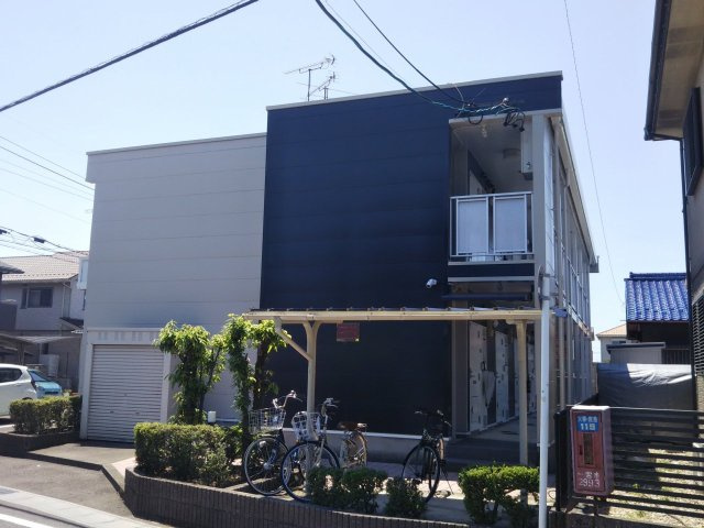 レオパレスエンジェルの館の外観