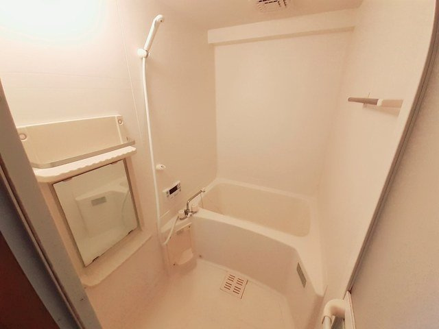 シャルマン篠木の浴室