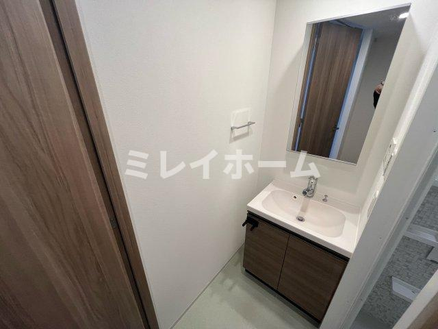 アーバンパーク蒲田南Ⅰの独立洗面台|同建物内、別のお部屋の参考写真になります。