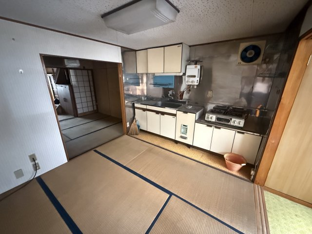 26/9/29NEW　戸建　高山市総和町2丁目のキッチン