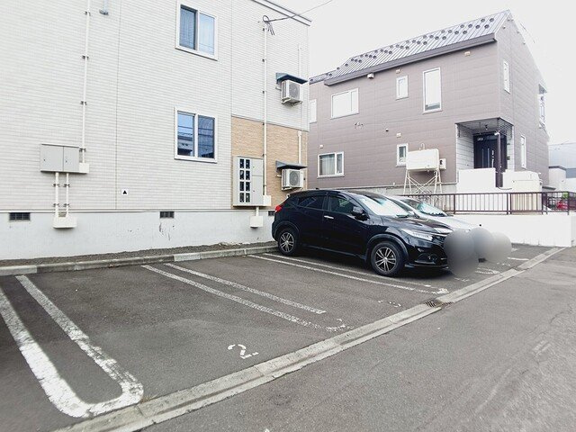 アスペンの駐車場