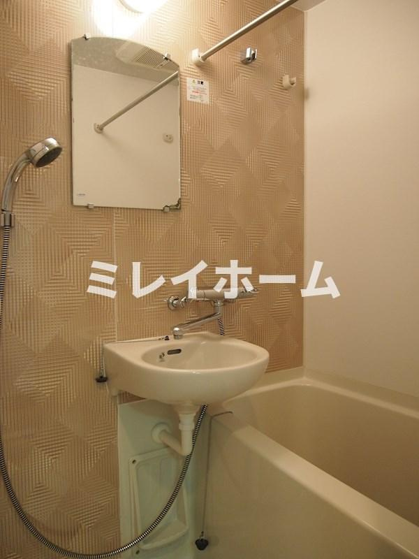 ルーブル大森山王の浴室