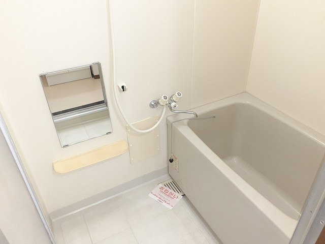 グリーンパレスＡの浴室