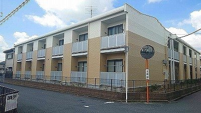 レオパレスウェルメードの外観