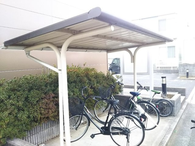 レオパレスクエスタのその他|駐輪場完備