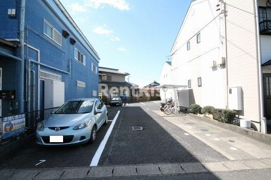 ＤＵＰＬＥＸ 国王３０Ｂの駐車場