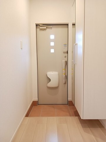 グランテリア瀬戸Ⅱ　Ｄの玄関