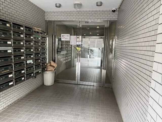 サカエダイホープラザ大塚のエントランス