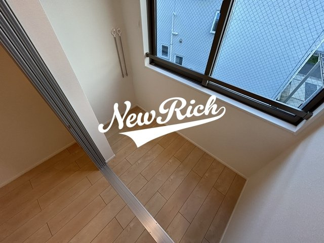 前橋市古市町のアパートのバルコニー