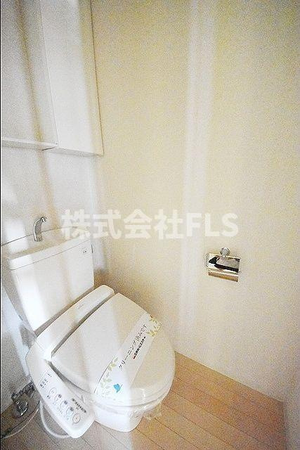 中央区日本橋浜町３丁目の賃貸マンションのトイレ