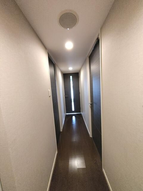 エスティメゾン赤羽の玄関