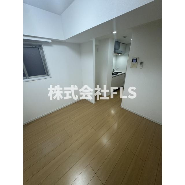北区中十条４丁目の賃貸マンションの居間・リビング