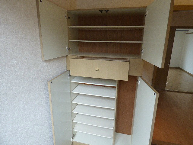 【収納】ジョイフル南町 
