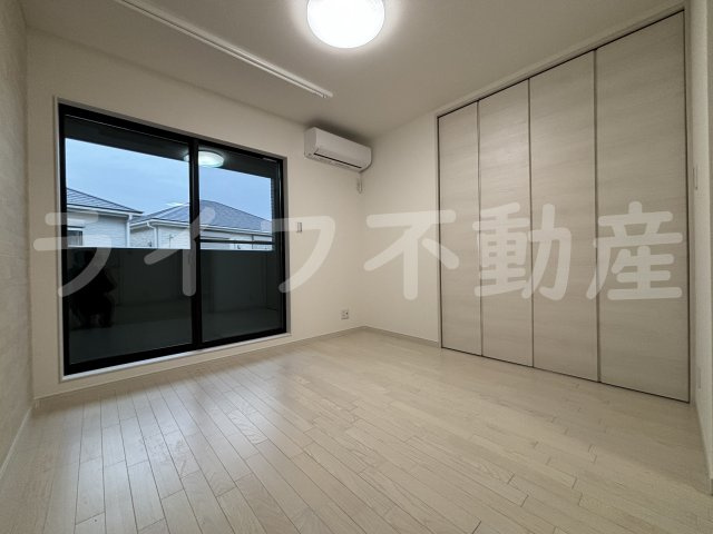 Alivio東大阪Eastの洋室|スタンダードな洋室です