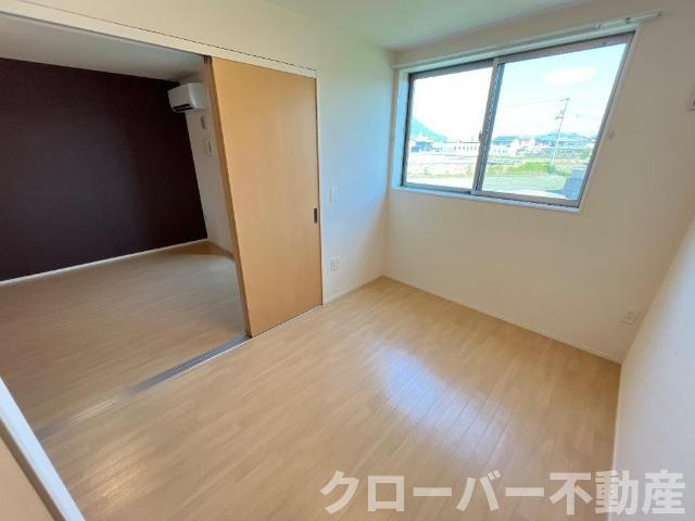 ルピナス　Ａの内装|洋室