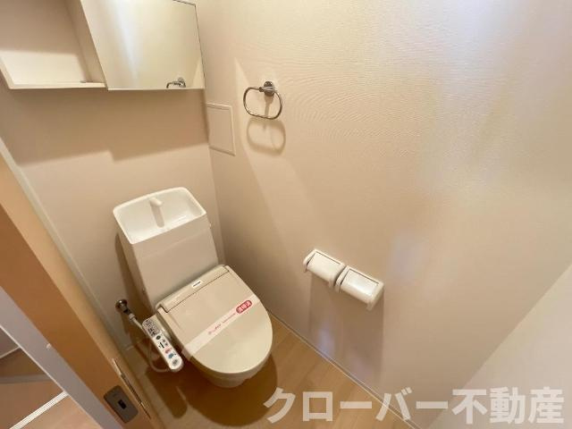 ルピナス　Ａのトイレ|シャワー付トイレ